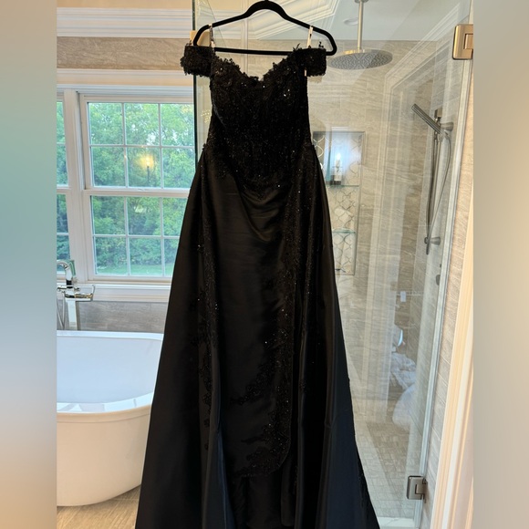 Mon Cheri Formal Dress, Mother of the Bride or Groom - Picture 15 of 16